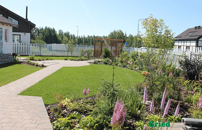 Ландшафтный дизайн в КП Фламандия 8 соток