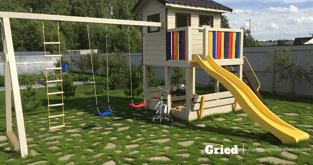 Детская площадка на даче